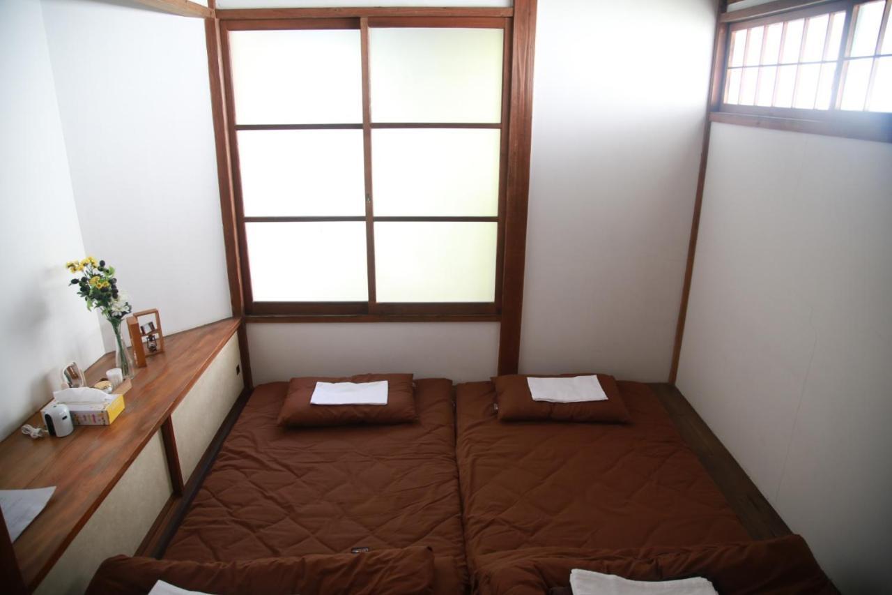 Guest House Yukari Tsuru Εξωτερικό φωτογραφία